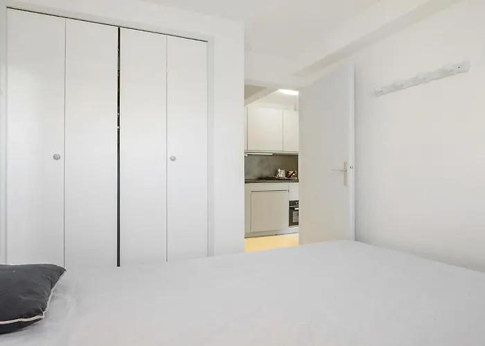 Διαμέρισμα Santa Monica 2- 144e- Jardin- 4 Pers